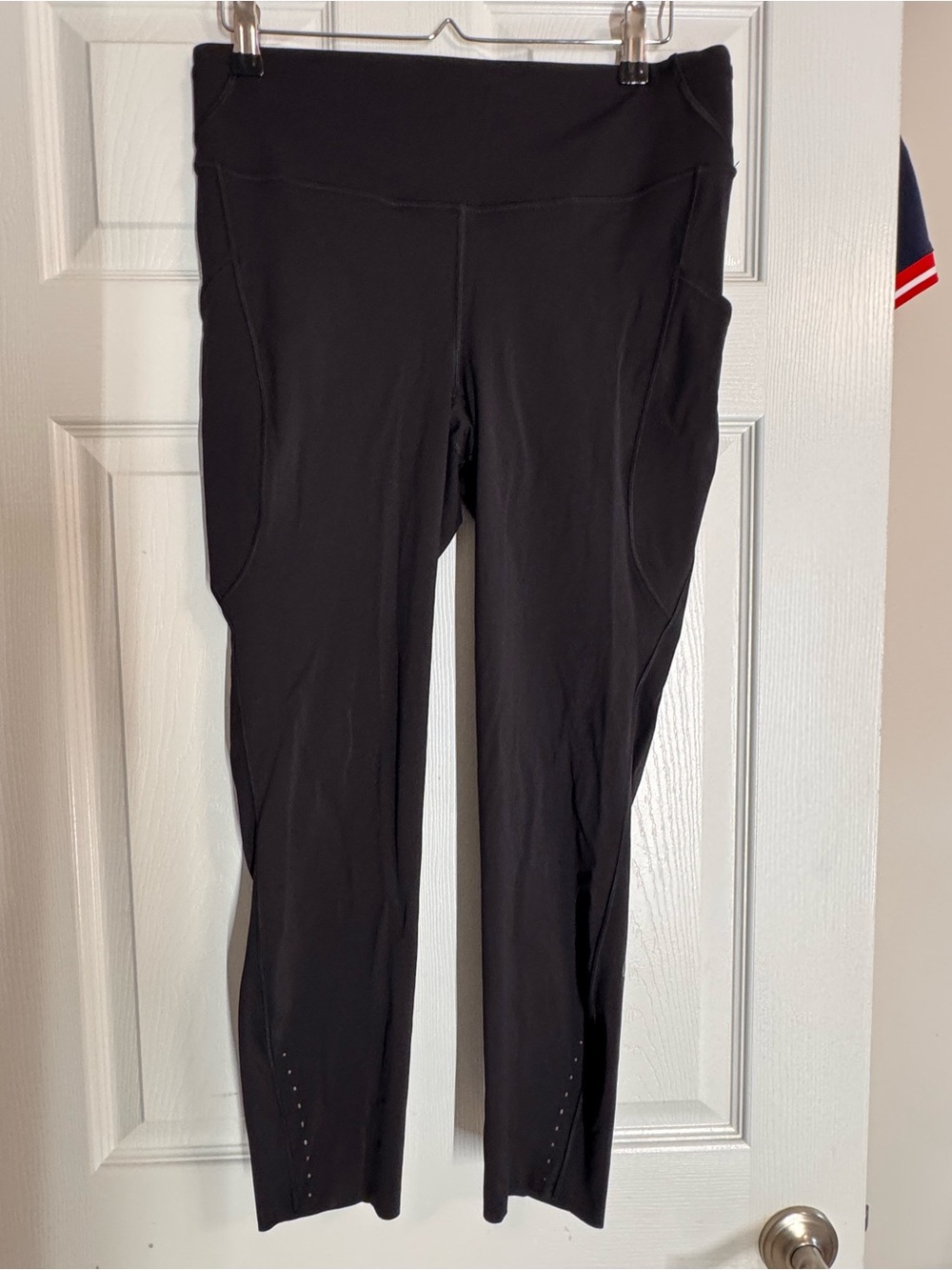 lululemon athletica Black High-Rise Workout Leggings with Side Pockets